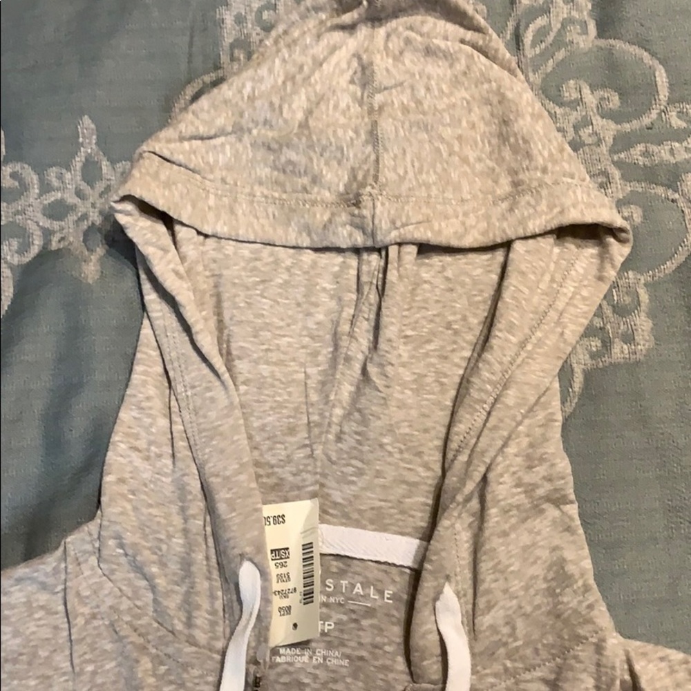 Aeropostale beige and white XS sweatshirt w/hoodie